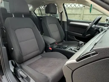 Volkswagen Passat 1.6 TDI - DSG Comfort