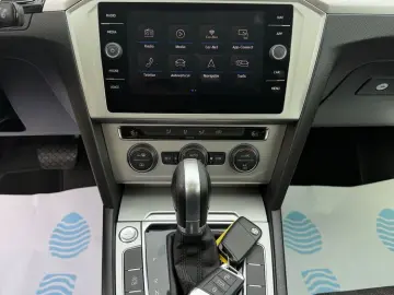 Volkswagen Passat 1.6 TDI - DSG Comfort