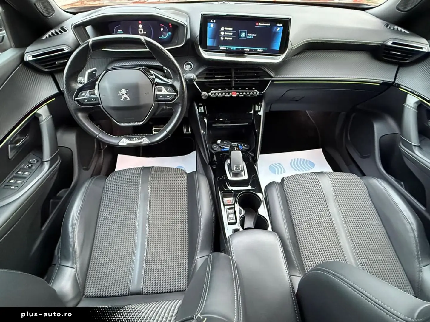 Peugeot 2008 PureTech 130 EAT8 GT Pack