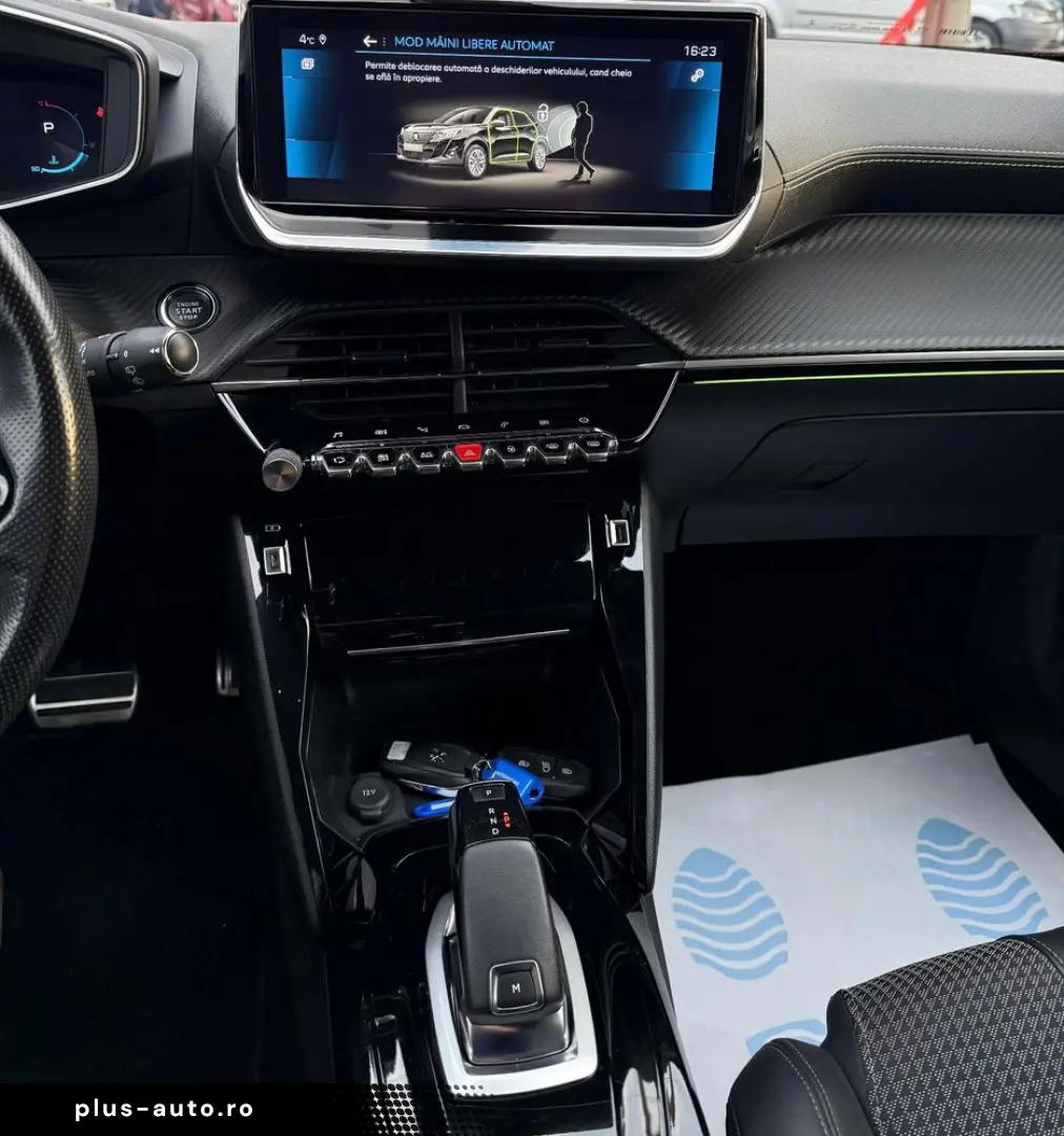 Peugeot 2008 PureTech 130 EAT8 GT Pack