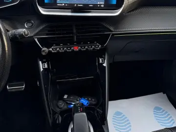 Peugeot 2008 PureTech 130 EAT8 GT Pack