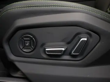 LAMBORGHINI Urus WARRANTY-2027 B&O PANO NIGHT STYLE MASSAGE