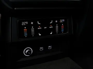 LAMBORGHINI Urus WARRANTY-2027 B&O PANO NIGHT STYLE MASSAGE