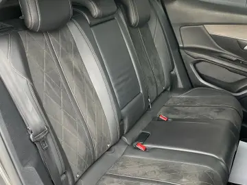 Peugeot 3008 2.0 BlueHDI S&S EAT8 GT