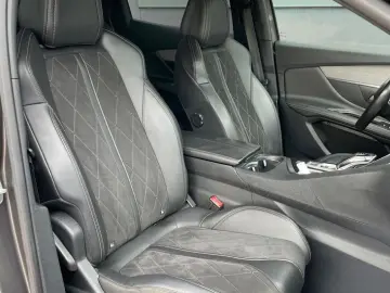 Peugeot 3008 2.0 BlueHDI S&S EAT8 GT