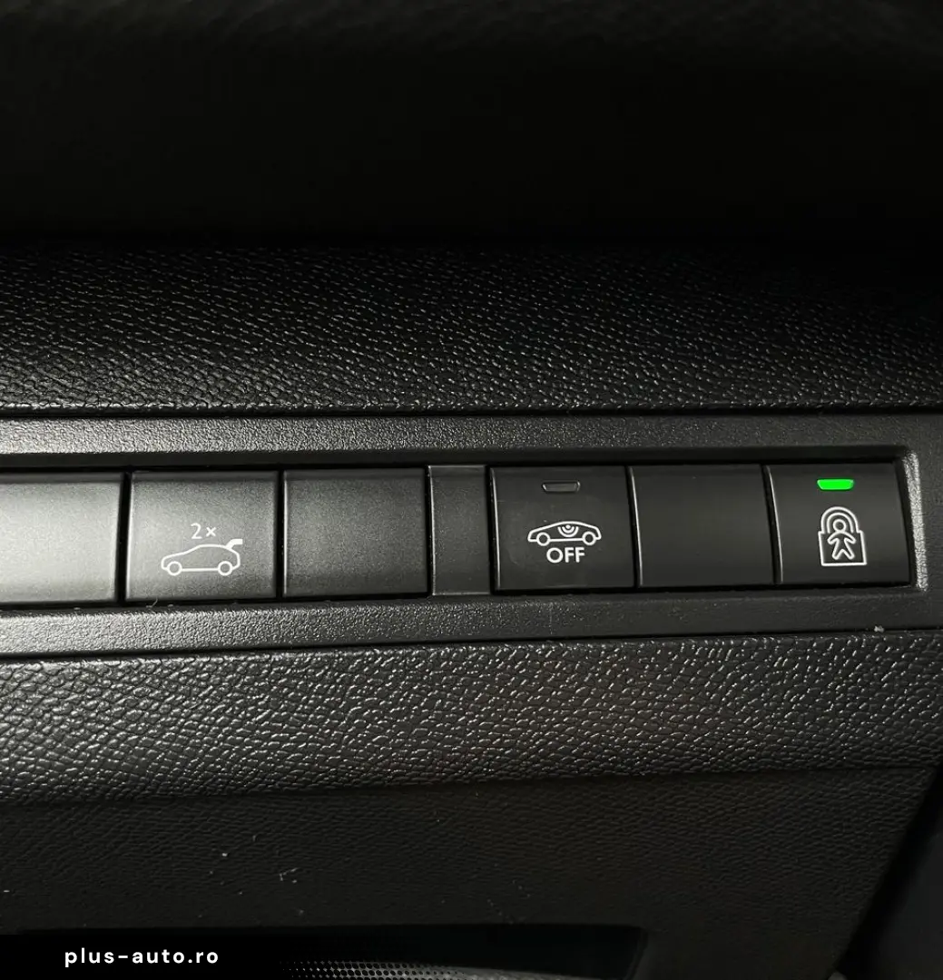 Peugeot 3008 2.0 BlueHDI S&S EAT8 GT