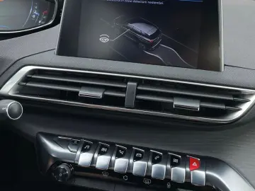 Peugeot 3008 2.0 BlueHDI S&S EAT8 GT