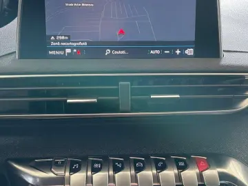 Peugeot 3008 1.2 PureTech Turbo S&S EAT6 GT-Line