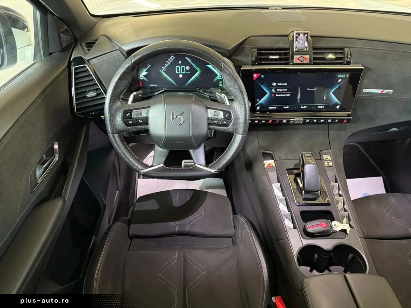 DS Automobiles DS 7 Crossback 1.6 PHeV FWD 225 EAT8 PERFORMA