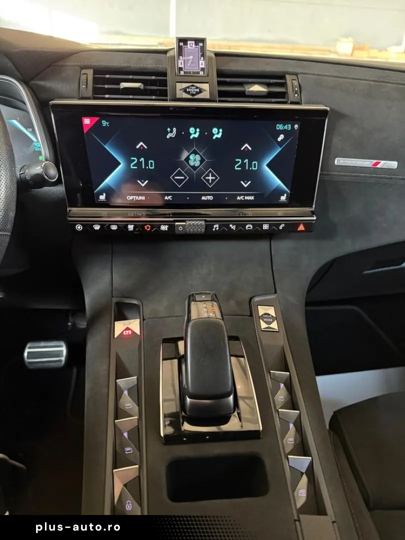 DS Automobiles DS 7 Crossback 1.6 PHeV FWD 225 EAT8 PERFORMA