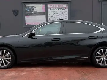 Lexus Seria ES 300h Executive Line