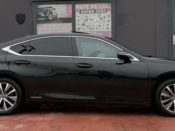 Lexus Seria ES 300h Executive Line