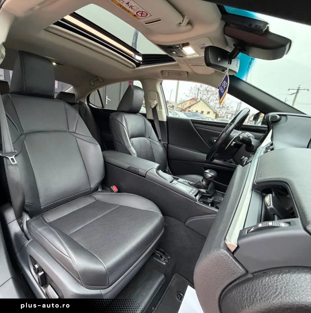 Lexus Seria ES 300h Executive Line