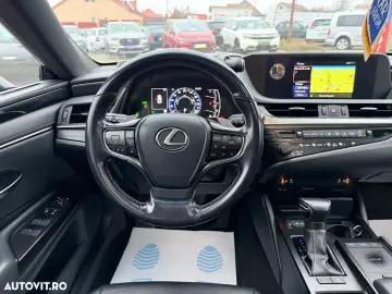 Lexus Seria ES 300h Executive Line