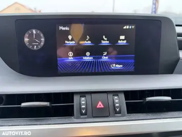 Lexus Seria ES 300h Executive Line