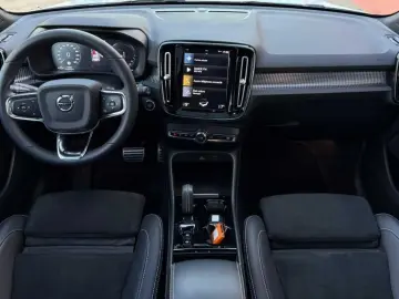 Volvo Xc-40