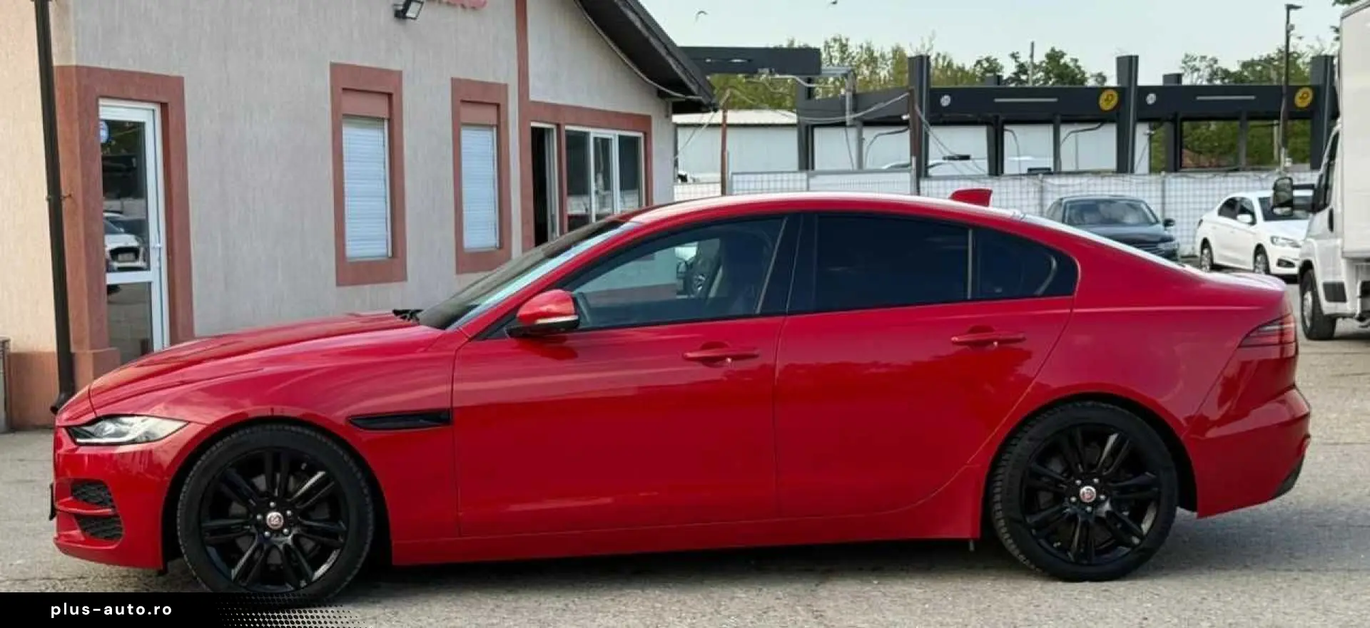 Jaguar Xe