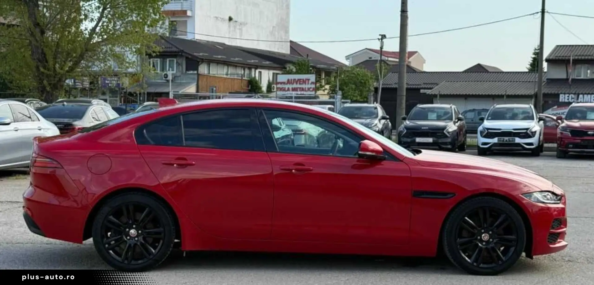 Jaguar Xe