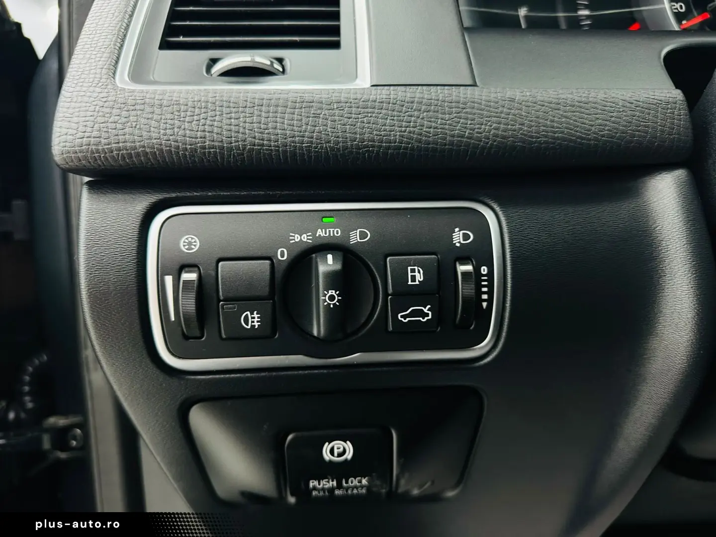 VOLVO Xc-60 2014 2.0D E5 Garantie 12 Luni Rate Avans Doar Cu