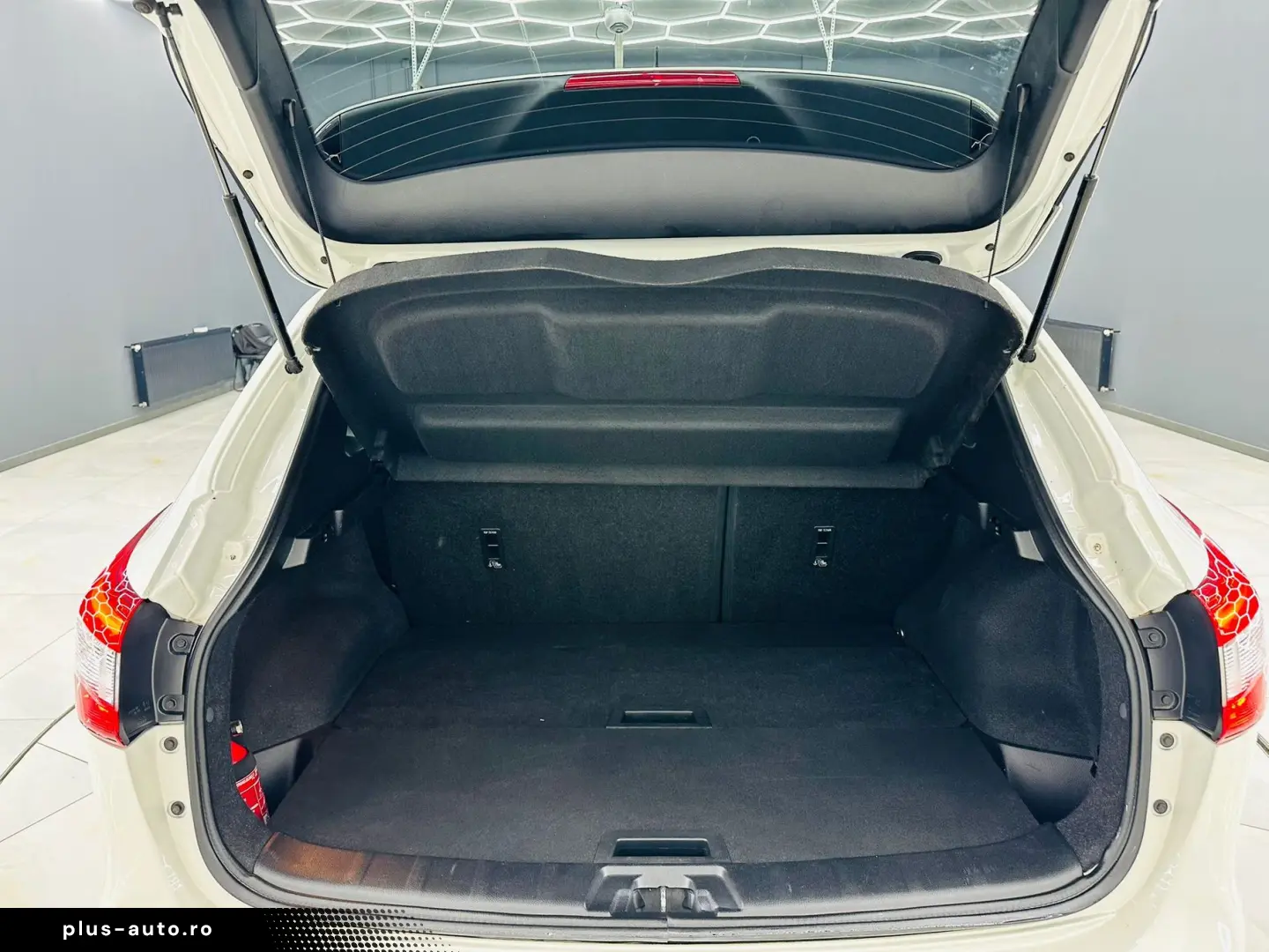 NISSAN Qashqai 2014 1.5D E5 Garantie 12 Luni Rate Avans 0 Do
