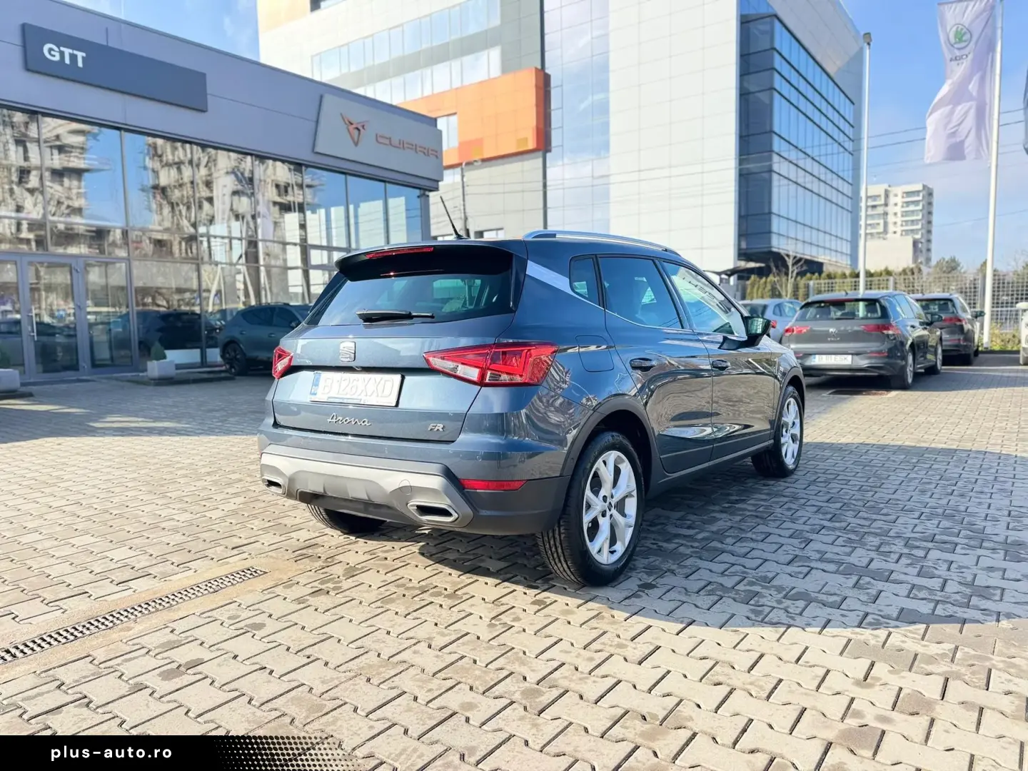 Seat Arona