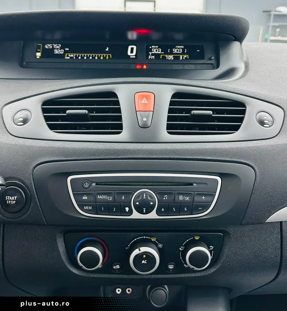 RENAULT SCENIC 2011 1.6i E5 Garantie 12  Luni Rate Avans 0 D