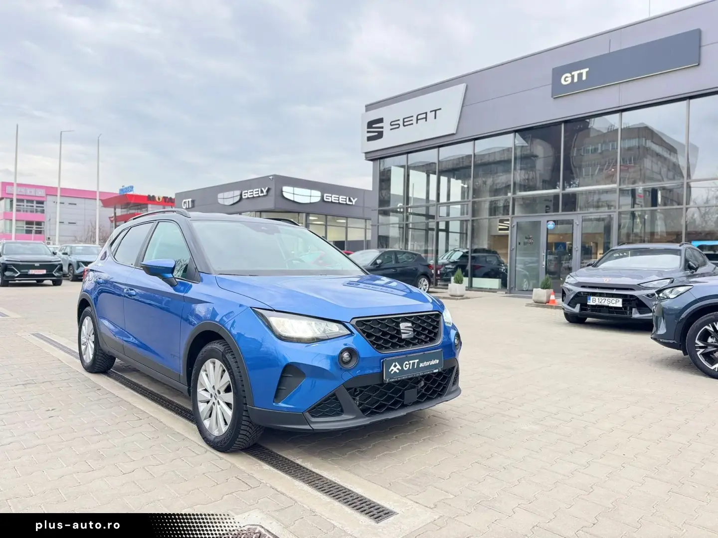 Seat Arona