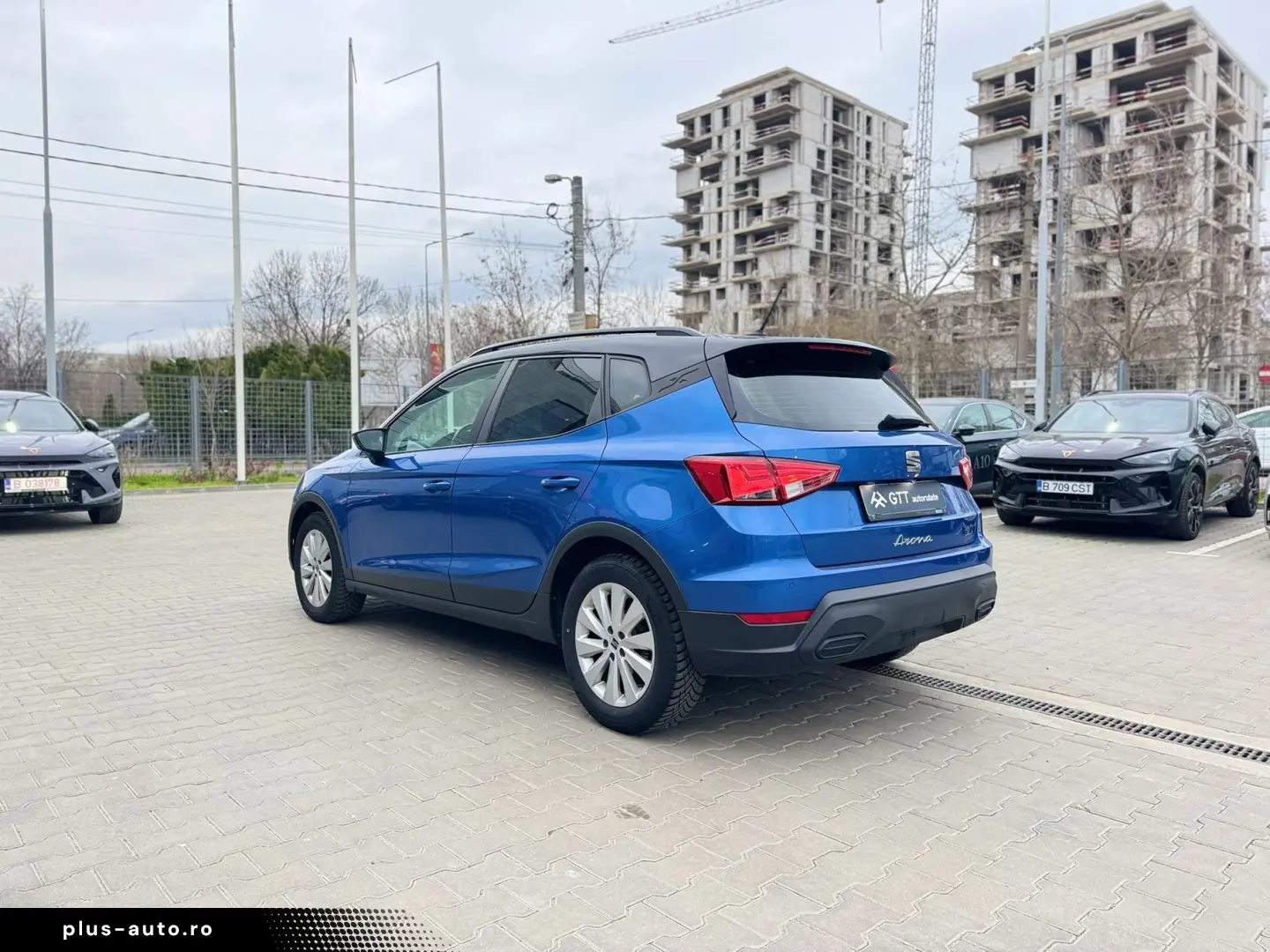 Seat Arona