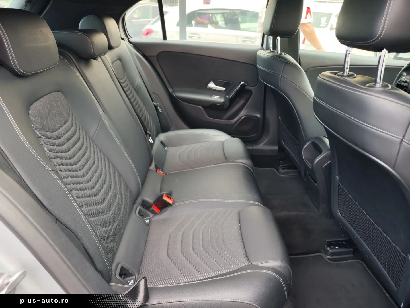Mercedes-Benz A-180