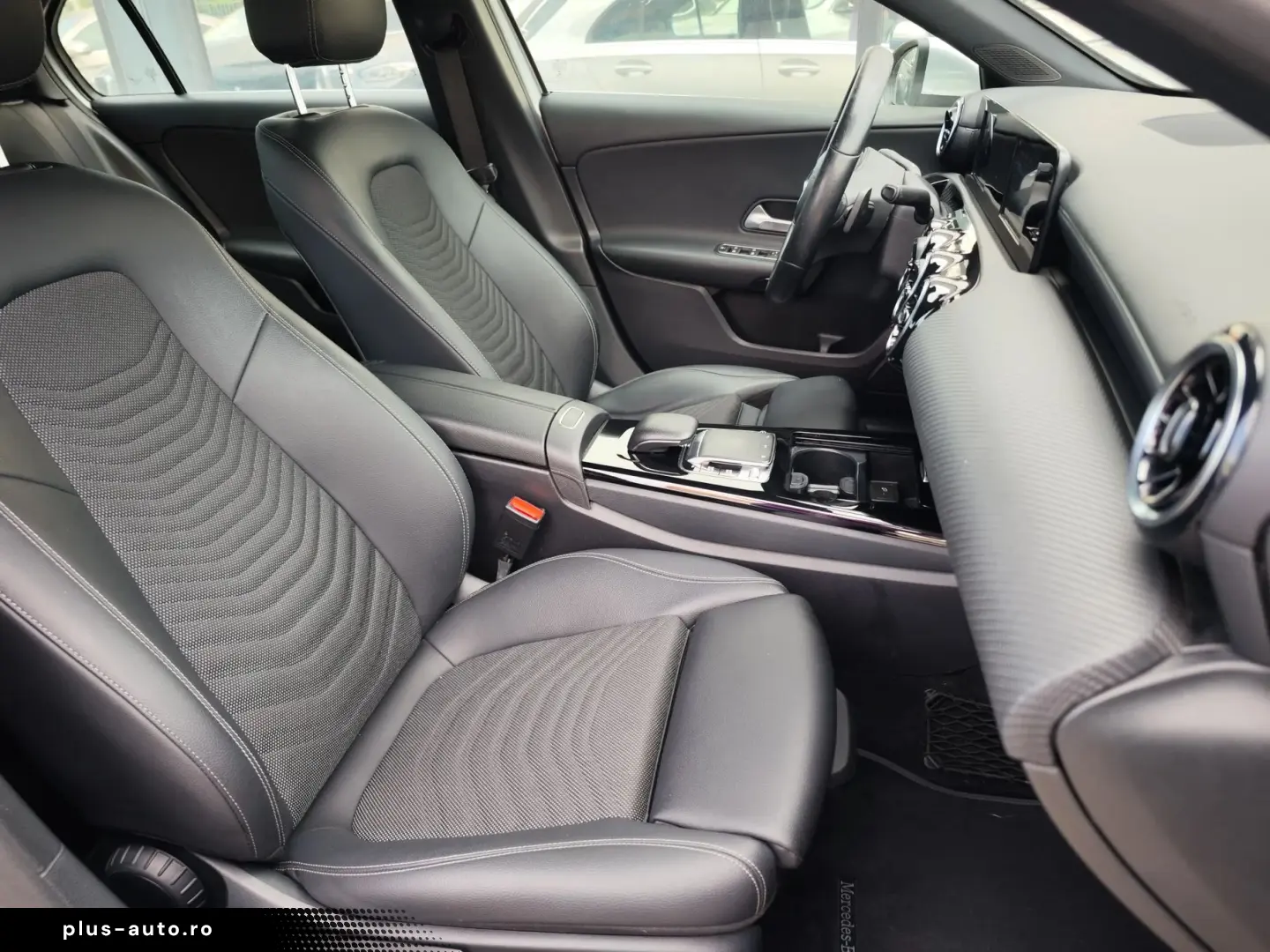 Mercedes-Benz A-180