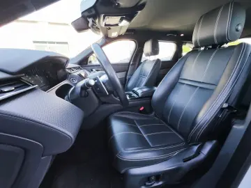 Land-Rover Range-Rover-Velar