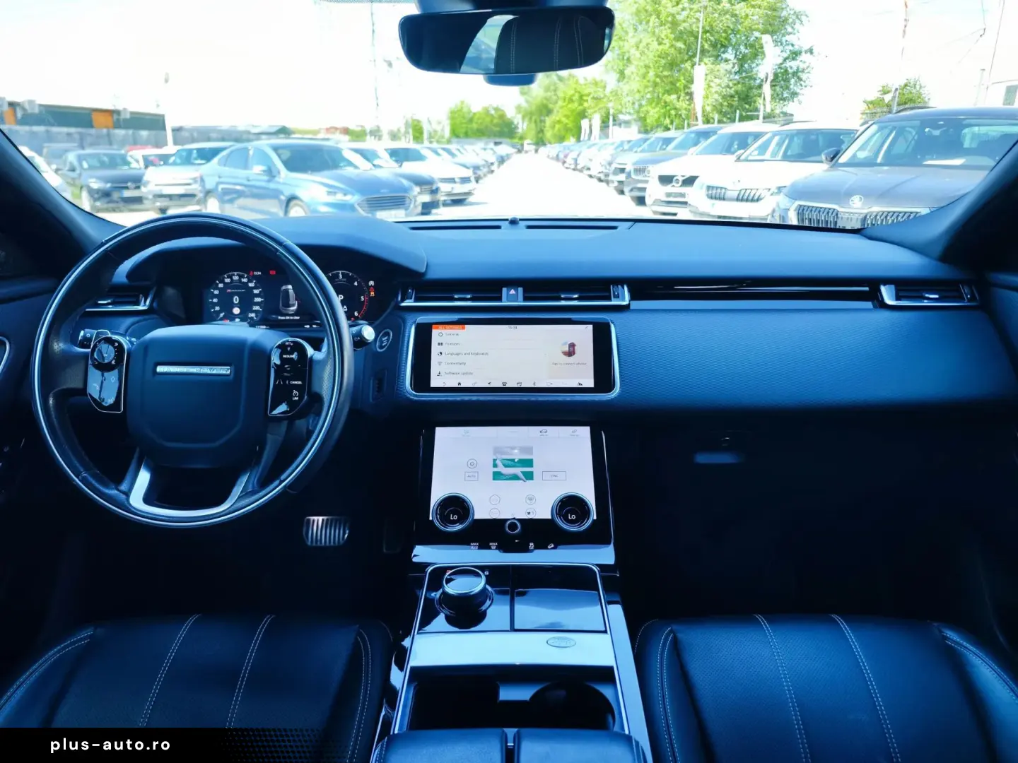 Land-Rover Range-Rover-Velar