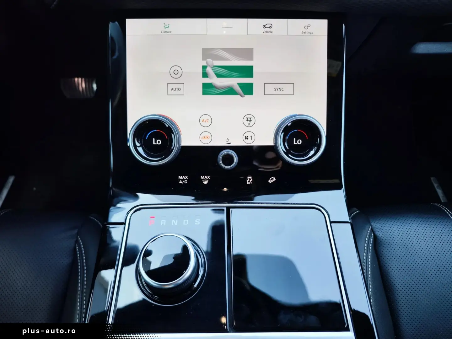 Land-Rover Range-Rover-Velar
