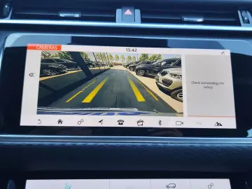 Land-Rover Range-Rover-Velar