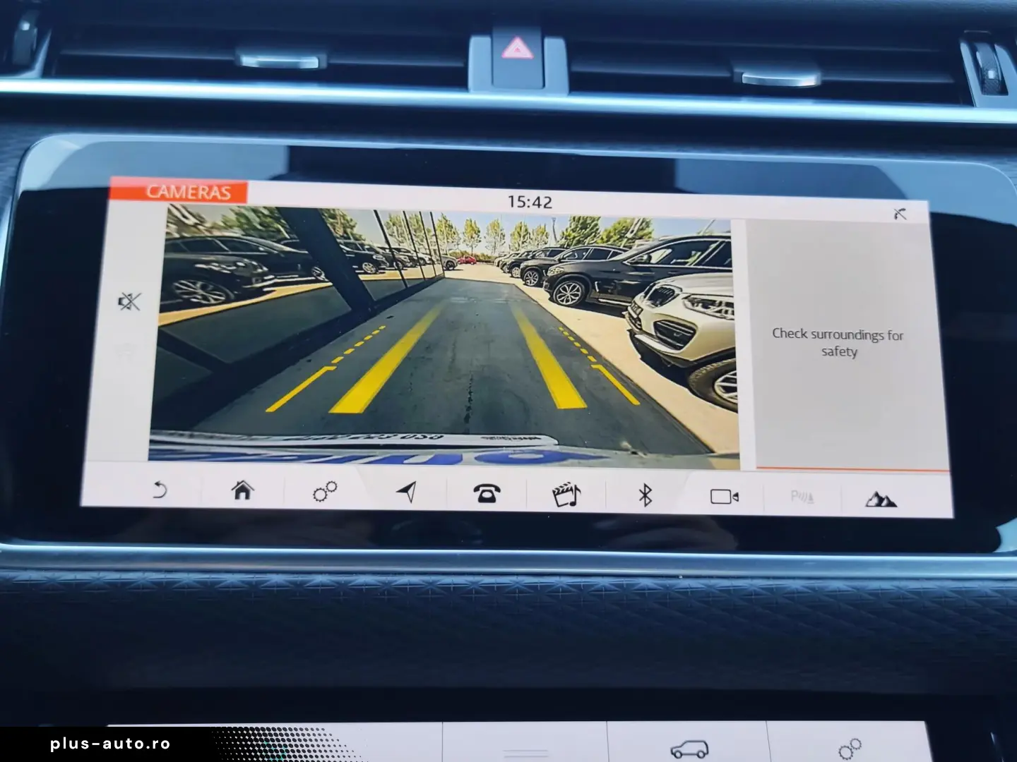 Land-Rover Range-Rover-Velar