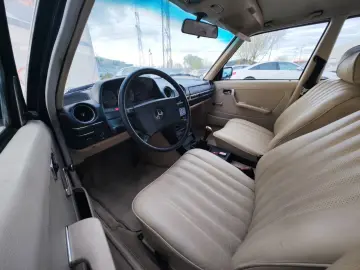 Mercedes-Benz W123