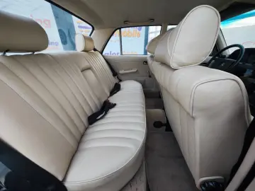 Mercedes-Benz W123