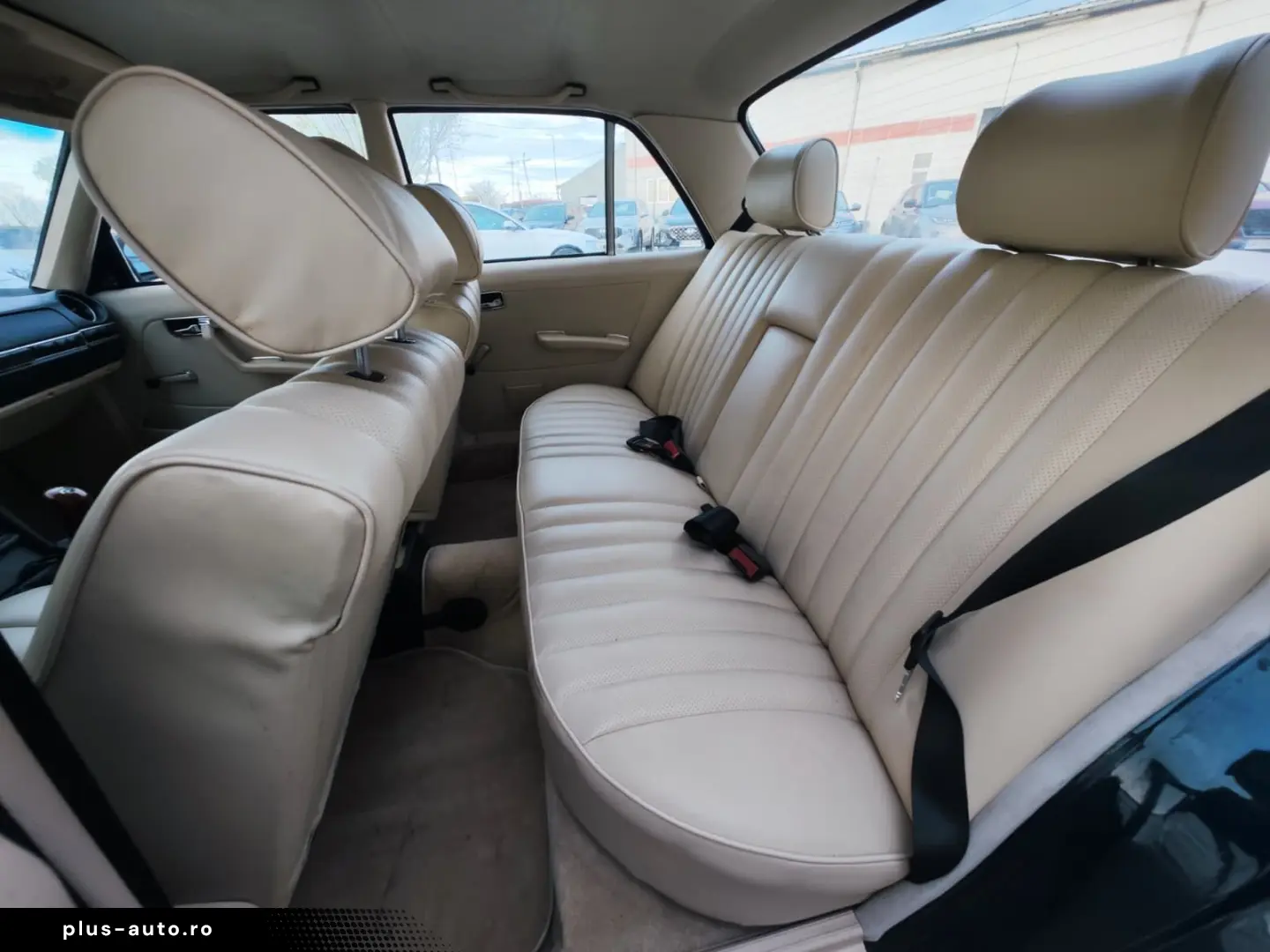 Mercedes-Benz W123