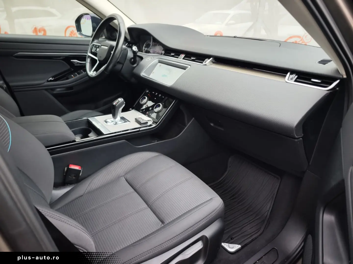 Land-Rover Range-Rover-Evoque