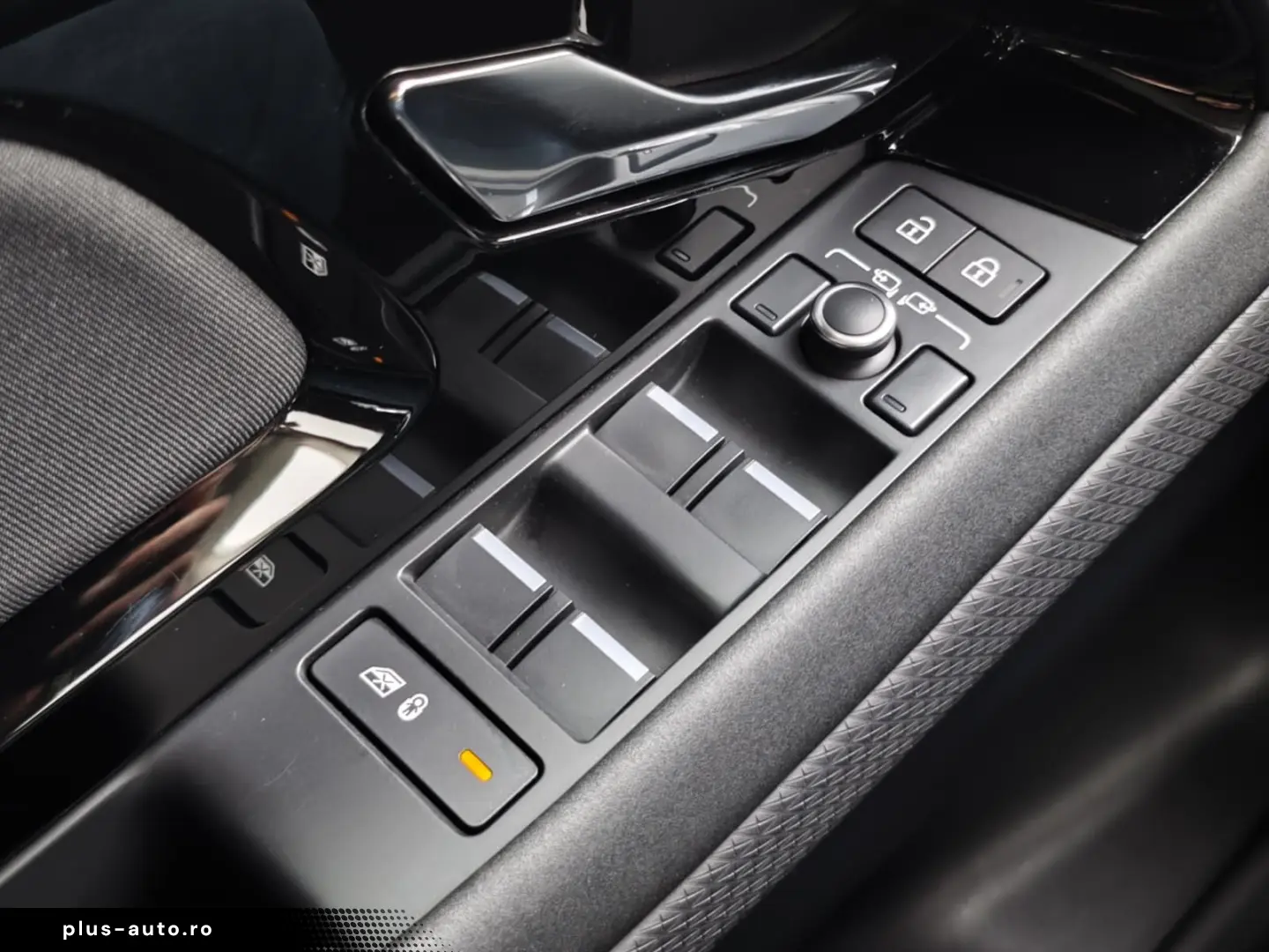 Land-Rover Range-Rover-Evoque