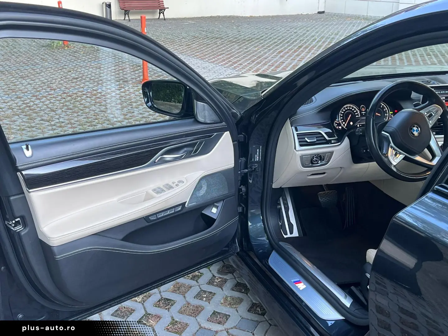 BMW 750i G11