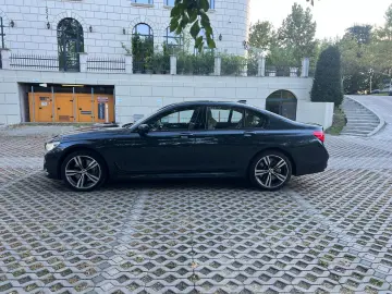 BMW 750i G11