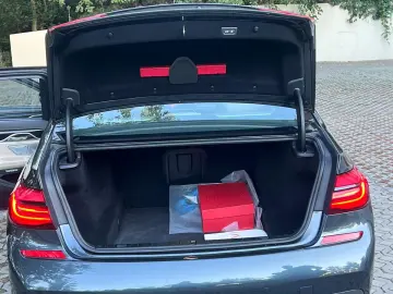 BMW 750i G11