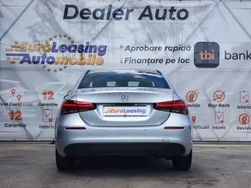 Mercedes-Benz A-180