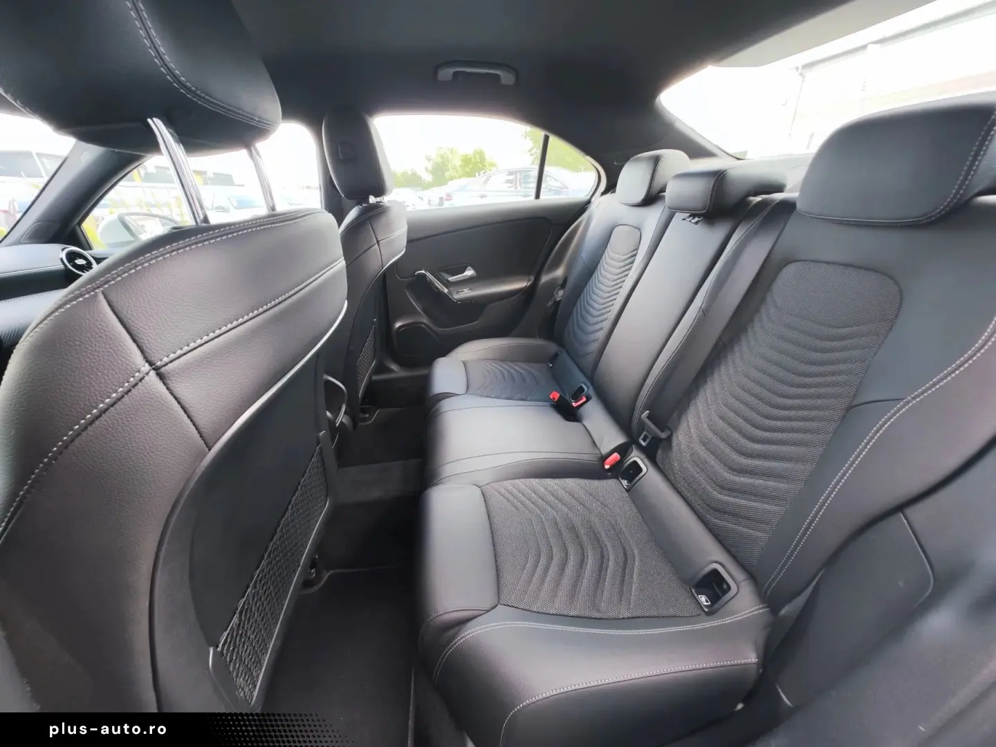 Mercedes-Benz A-180