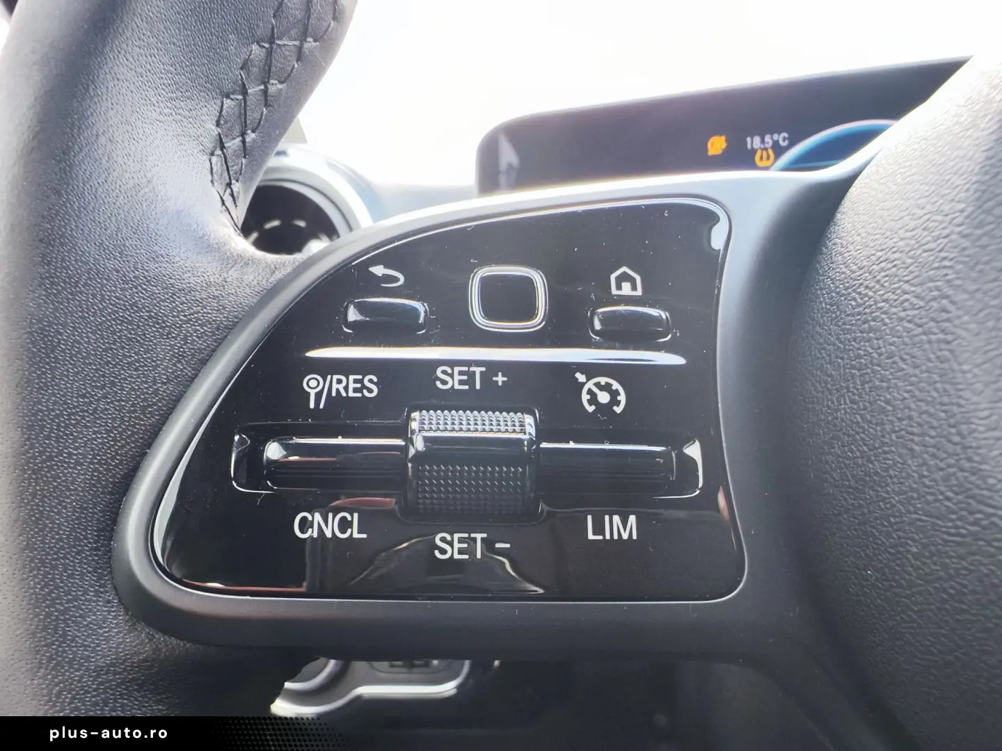 Mercedes-Benz A-180
