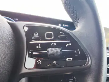 Mercedes-Benz A-180