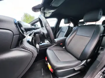 Mercedes-Benz Cla-180