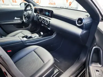 Mercedes-Benz Cla-180