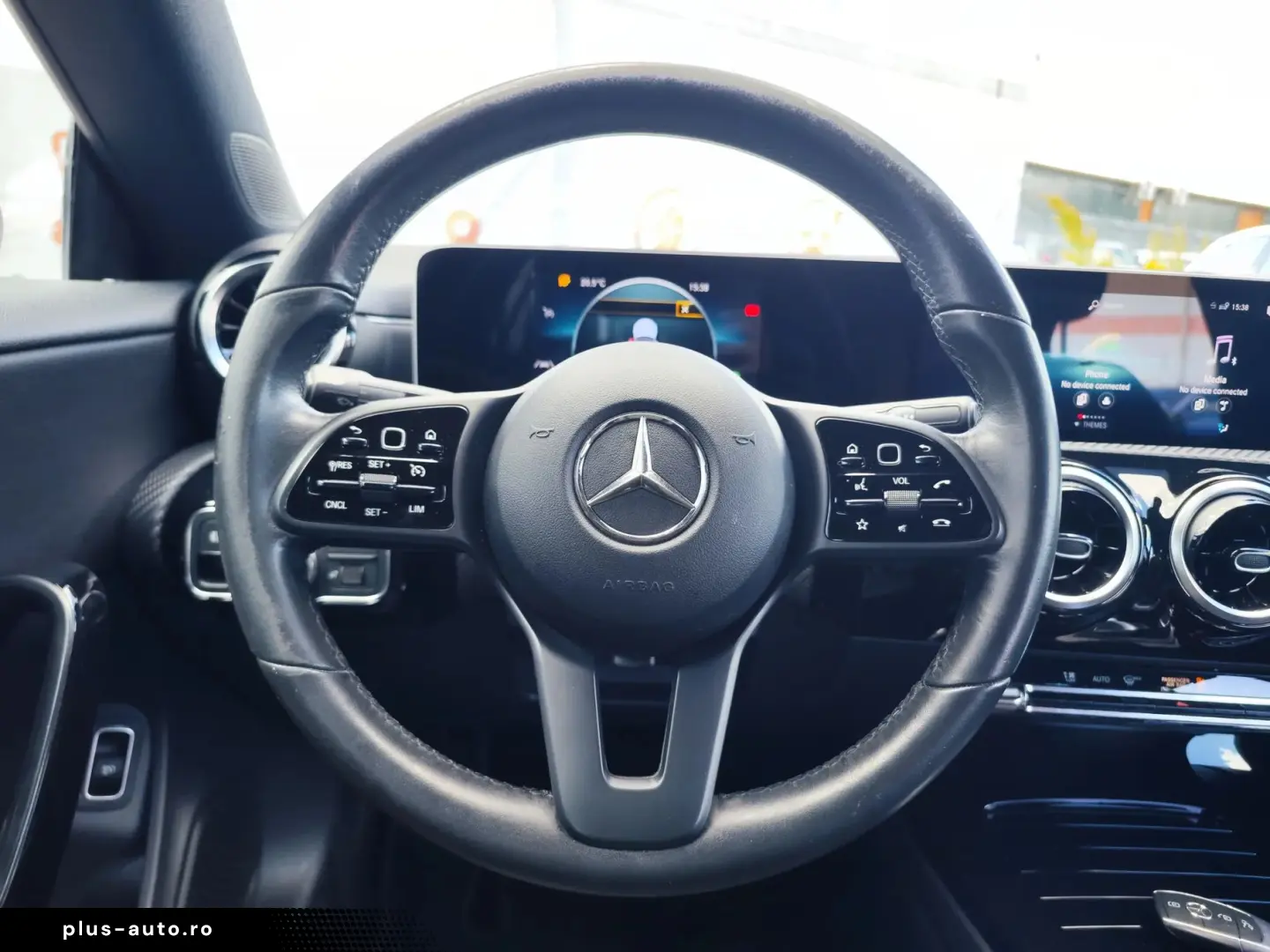 Mercedes-Benz Cla-180